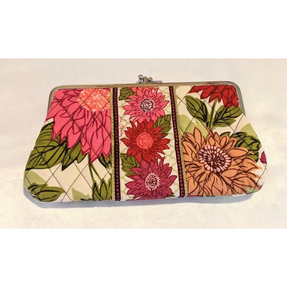 Vera Bradley Hello Dahlia Clutch Wallet Double Kiss Lock Pink Green Floral NWOT - Picture 1 of 6